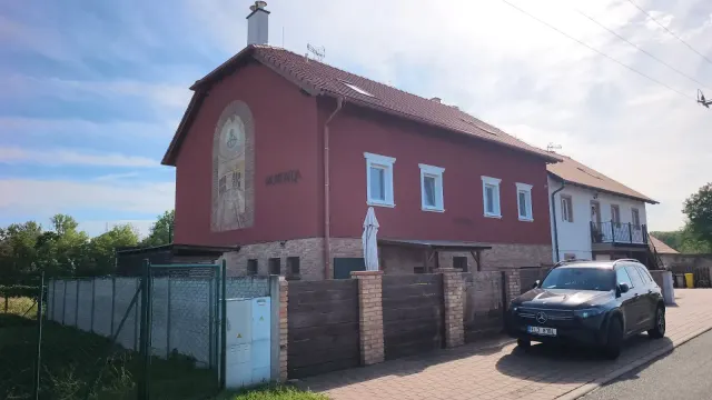 BookNoFees vacation rental in Jevišovka – Apartment with a terrace