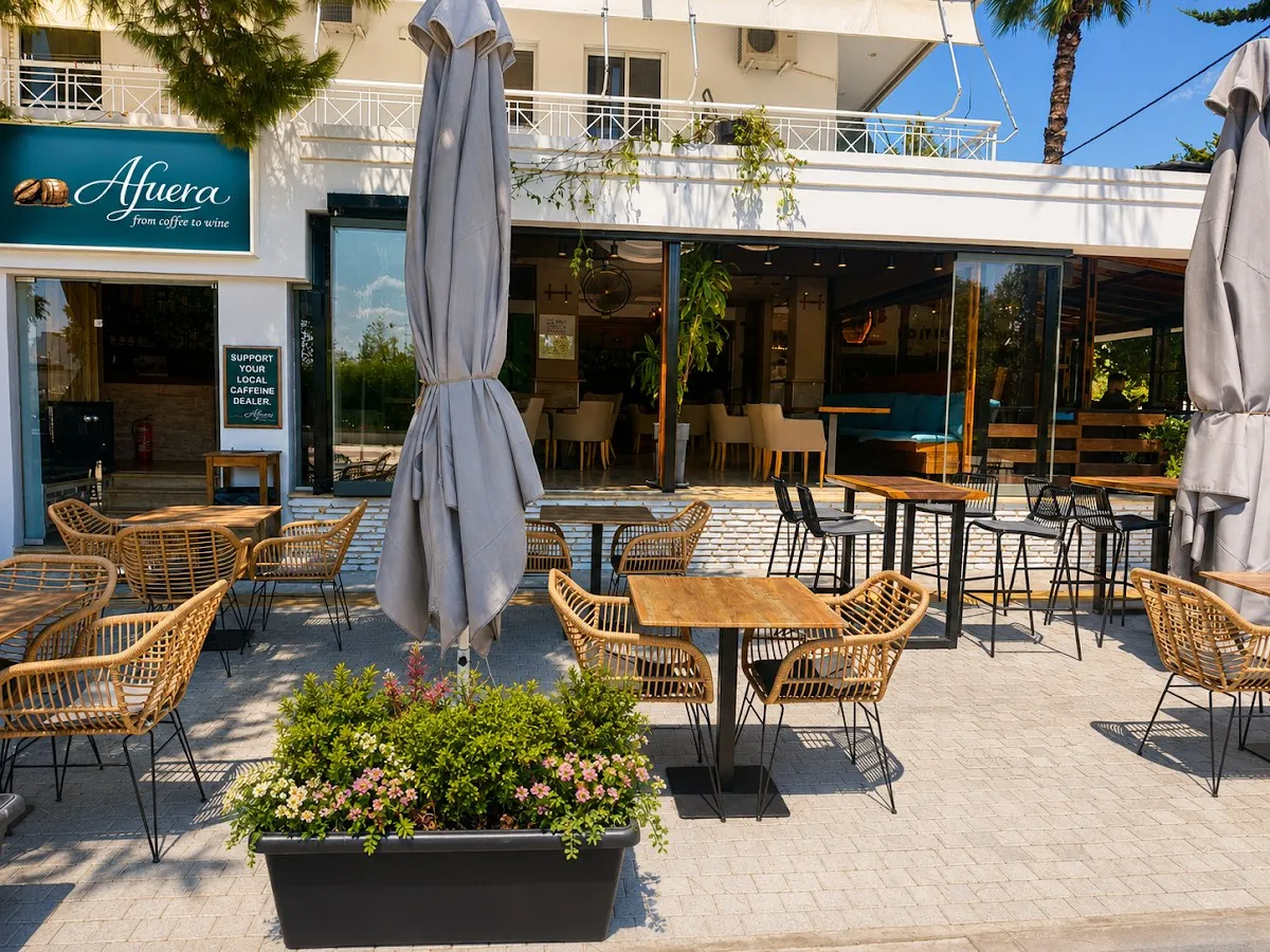 BookNoFees: Restaurant – Afuera – Athens – Outside, photo 1