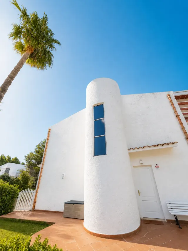 BookNoFees vacation rental in Muro – Villa El Rincón (sleeps 8) with AC. Playas de Muro (Mallorca)