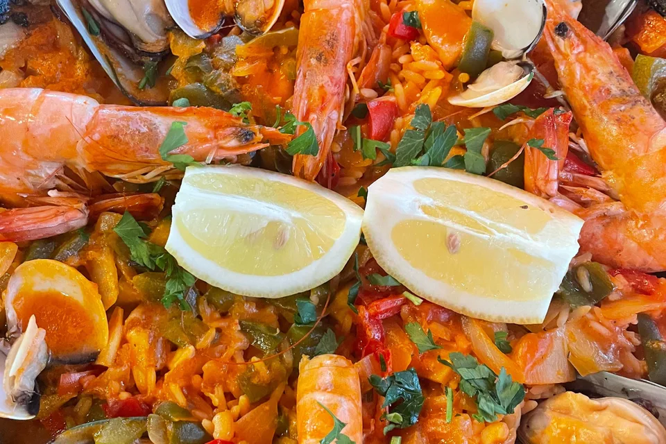 BookNoFees: Contoh foto: Paella