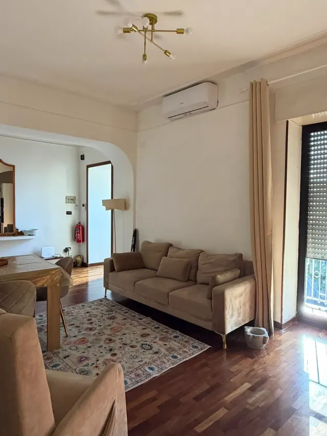 BookNoFees: Apartmen tepi laut yang elegan dengan balkoni – Castellammare Di Stabia