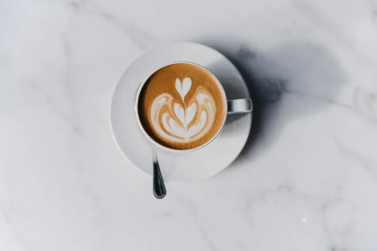 BookNoFees: Kafe – Caffé di Marzano Vermuteira – Lisbon – Caffé di Marzano Vermuteira, foto 1