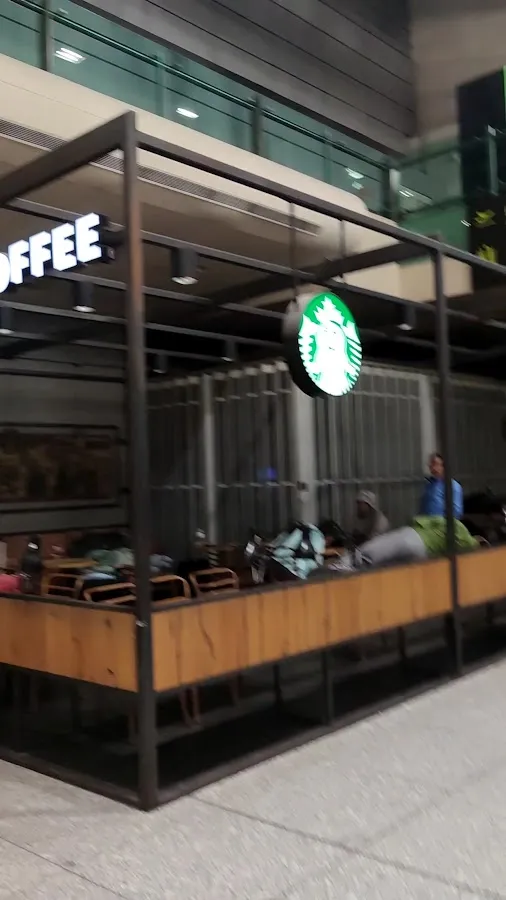 BookNoFees: Restoran – Starbucks – Lisbon – Starbucks, foto 3