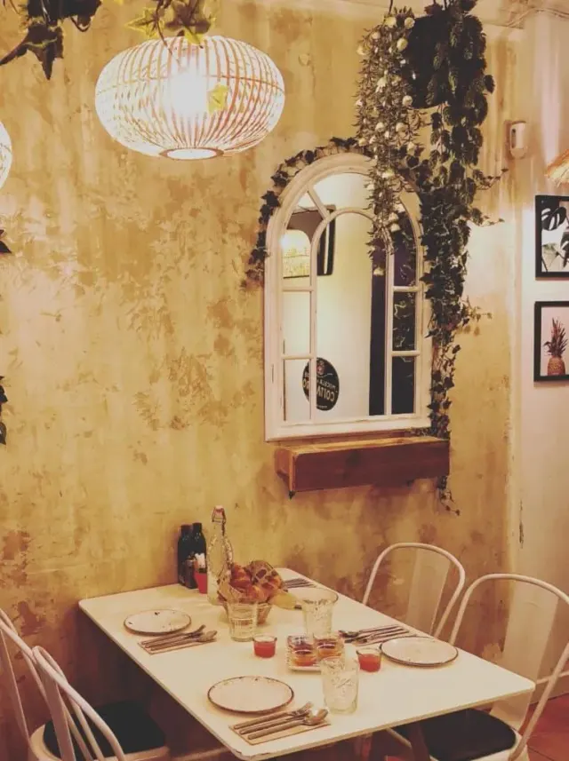 BookNoFees: Kafe – Brunch Club Cafe – Madrid – Brunch Club Cafe, foto 2