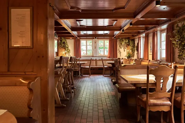 BookNoFees: Restoran – Esloher Brauhaus — Domschänke Esselbräu – Eslohe – Esloher Brauhaus — Domschänke Esselbräu, foto 2