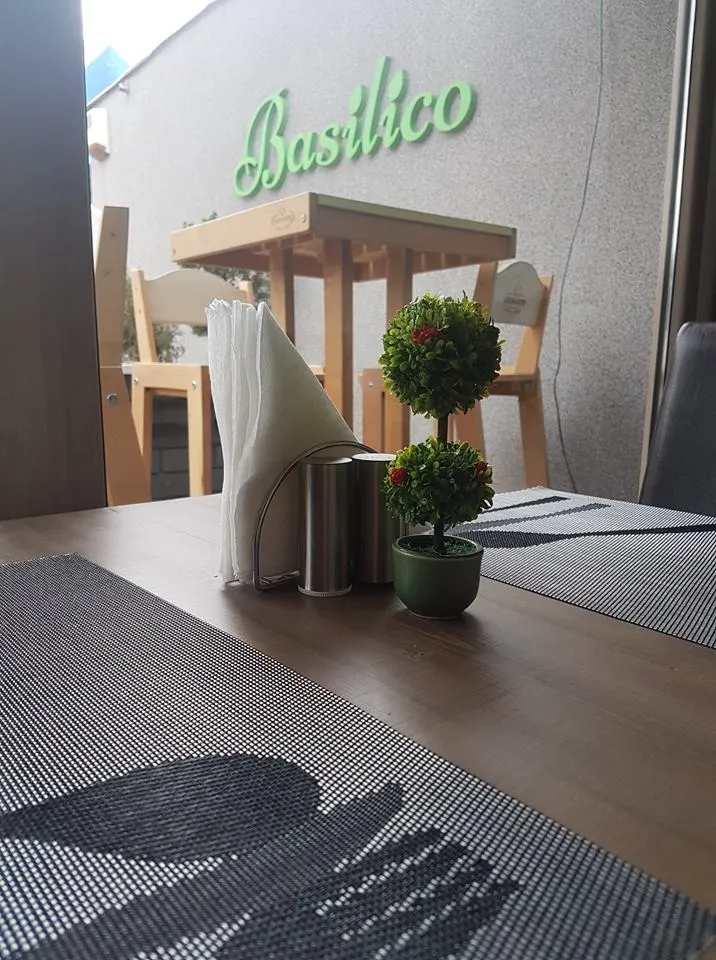 BookNoFees: Restoran – Basilico – Bucharest – Basilico, foto 1