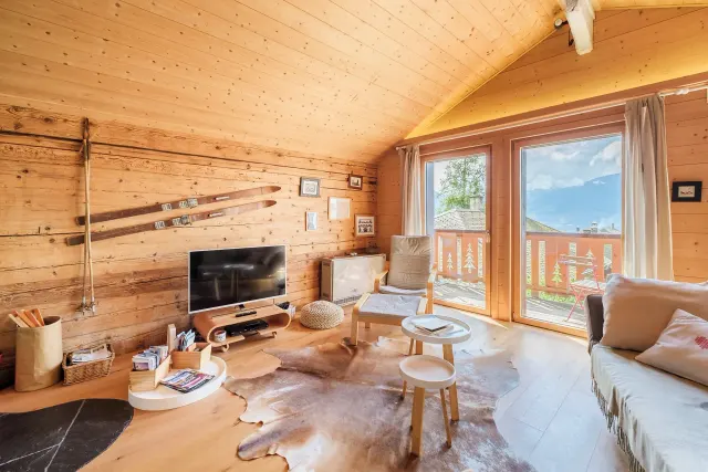 BookNoFees: Chalet Rouge Cœur – Chalet Bersejarah dengan Pemandangan Dents du Midi – Fenalet-Sur-Bex