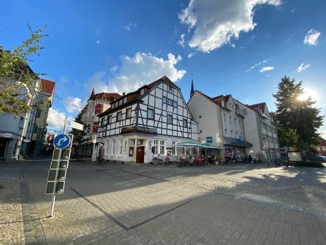 BookNoFees: Restoran – Altes Gasthaus Diers am Markt – Werl – Penginapan Lama Diers di Pasar, foto 1
