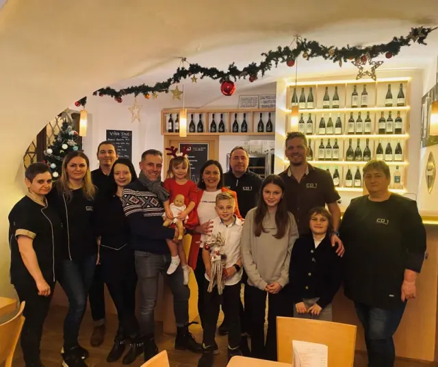 BookNoFees: CP1 Café, Prague