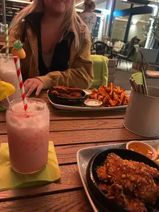 Restoran – BookNoFees: foto daripada ulasan Valentina Pfenning mengenai R-Café Möhnesee