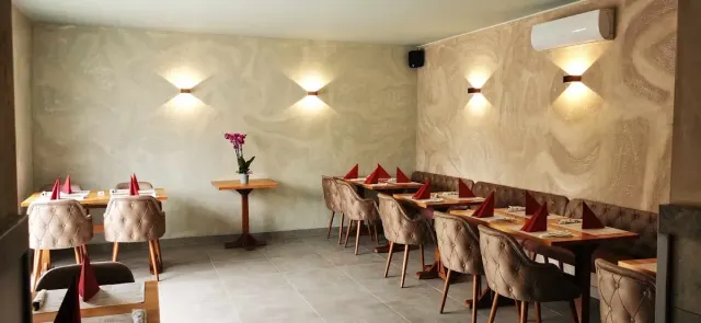 BookNoFees: Restaurant Estia, Anröchte