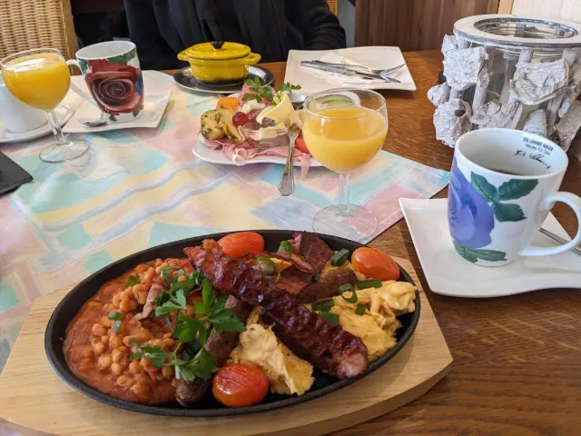 BookNoFees: Restoran – Café Mailin – Unna – Café Mailin, foto 3