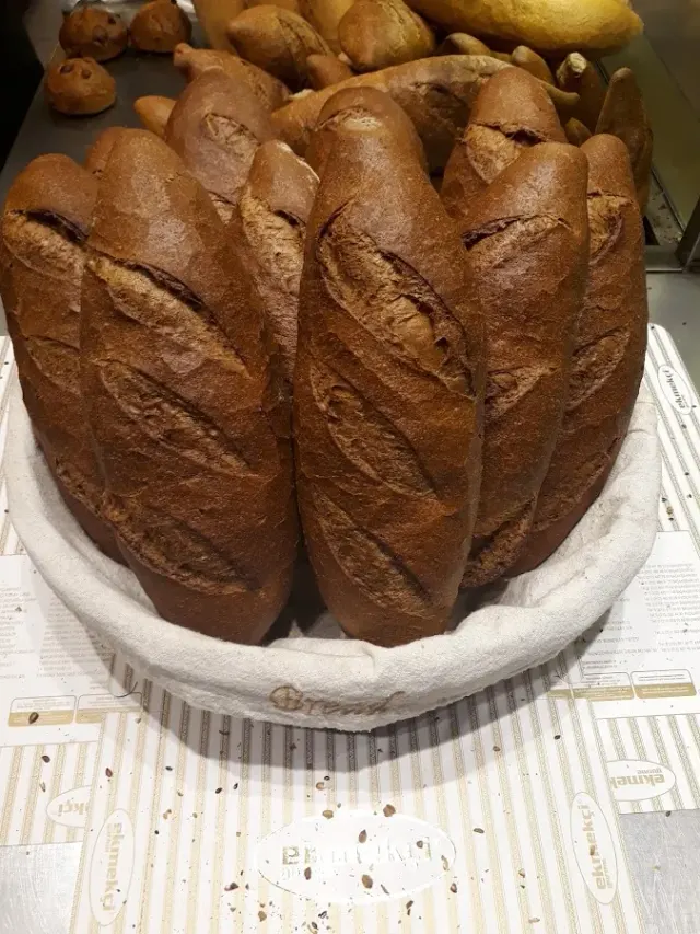 BookNoFees: Kedai roti – Ekmekçi Gurme – Istanbul – Pembuat Roti Gourmet, foto 2