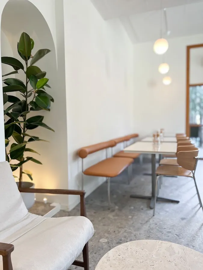 BookNoFees: Kafe – Ari's Corner – Stockholm – Ari's Corner, foto 1