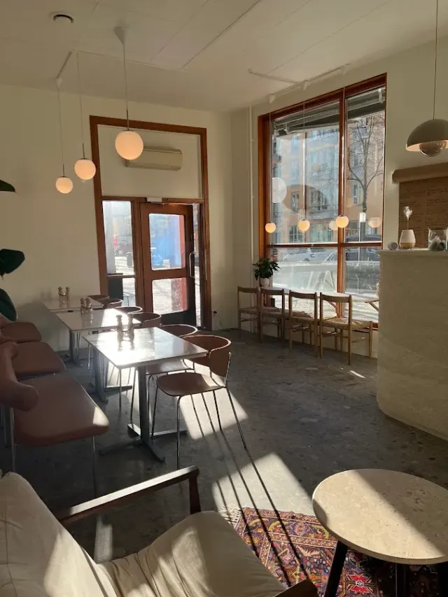 BookNoFees: Kafe – Ari's Corner – Stockholm – Ari's Corner, foto 2