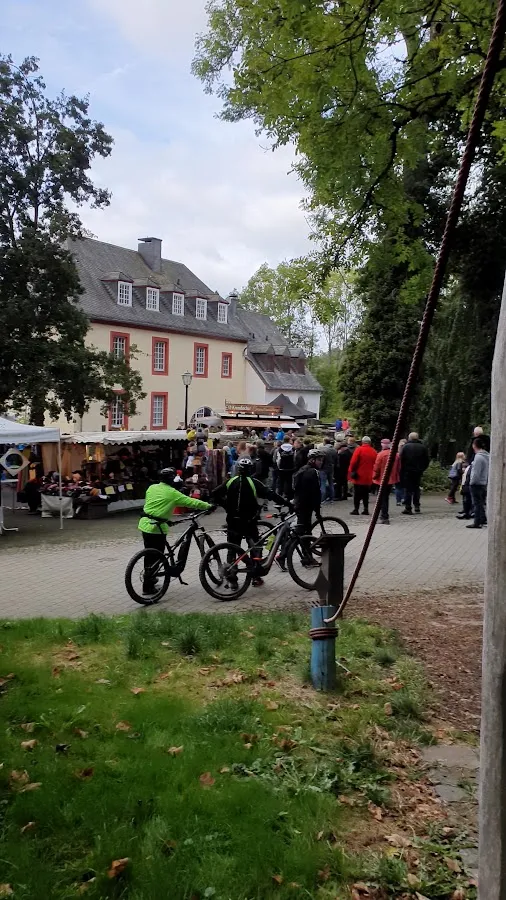 BookNoFees: Restoran – Die Remise – Netphen – Die Remise, foto 3