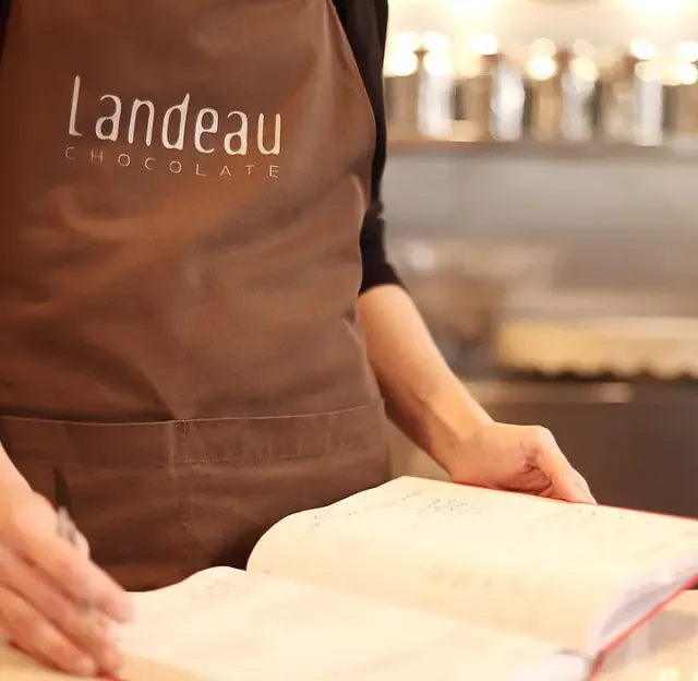BookNoFees: Kafe – Landeau Chocolate – Lisbon – Landeau Chocolate, foto 3