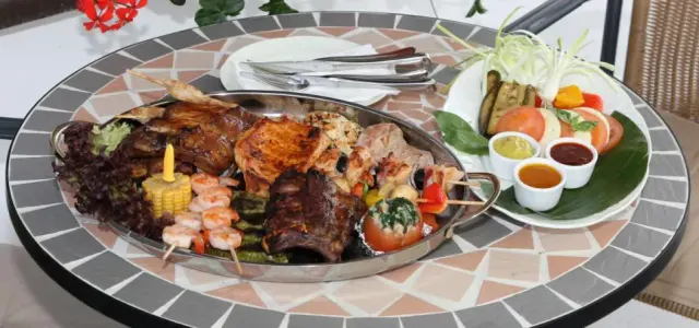 BookNoFees: Restoran – Luckai Hotel & Restaurant – Meschede-Freienohl – Luckai Hotel & Restaurant, foto 3
