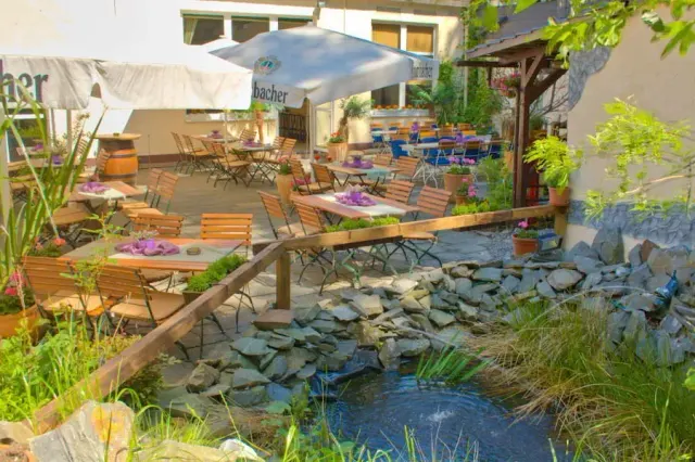 BookNoFees: Restoran – Restaurant Vier Jahreszeiten – Werdohl – Restaurant Vier Jahreszeiten, foto 2