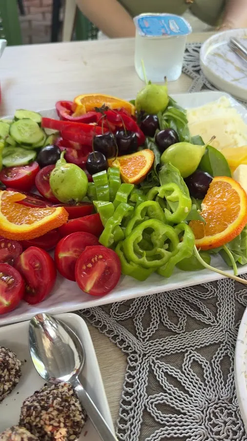 BookNoFees: Restoran – Doğa Cafe Restaurant - Alev Hanım'ın Mutfağı – Istanbul – Doğa Cafe Restaurant - Alev Hanım'ın Mutfağı, foto 3