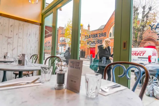 BookNoFees: Kafe – Bob's Cafe – London – Bob's Cafe, foto 2