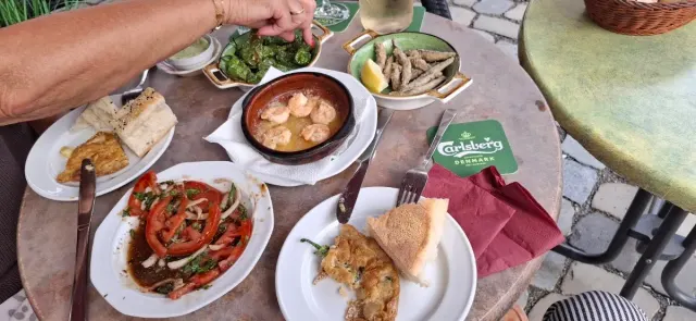 BookNoFees: Restoran – Locanta Tapas Bar Gaststätte – Schwerte – Locanta Tapas Bar Restoran, foto 2