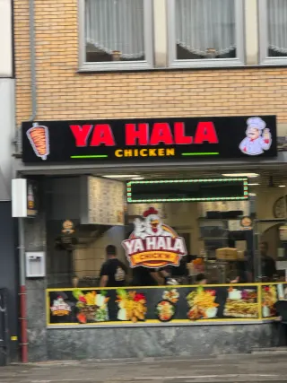 Kedai snek – BookNoFees: foto daripada ulasan Jens Scafarti mengenai Elite Döner