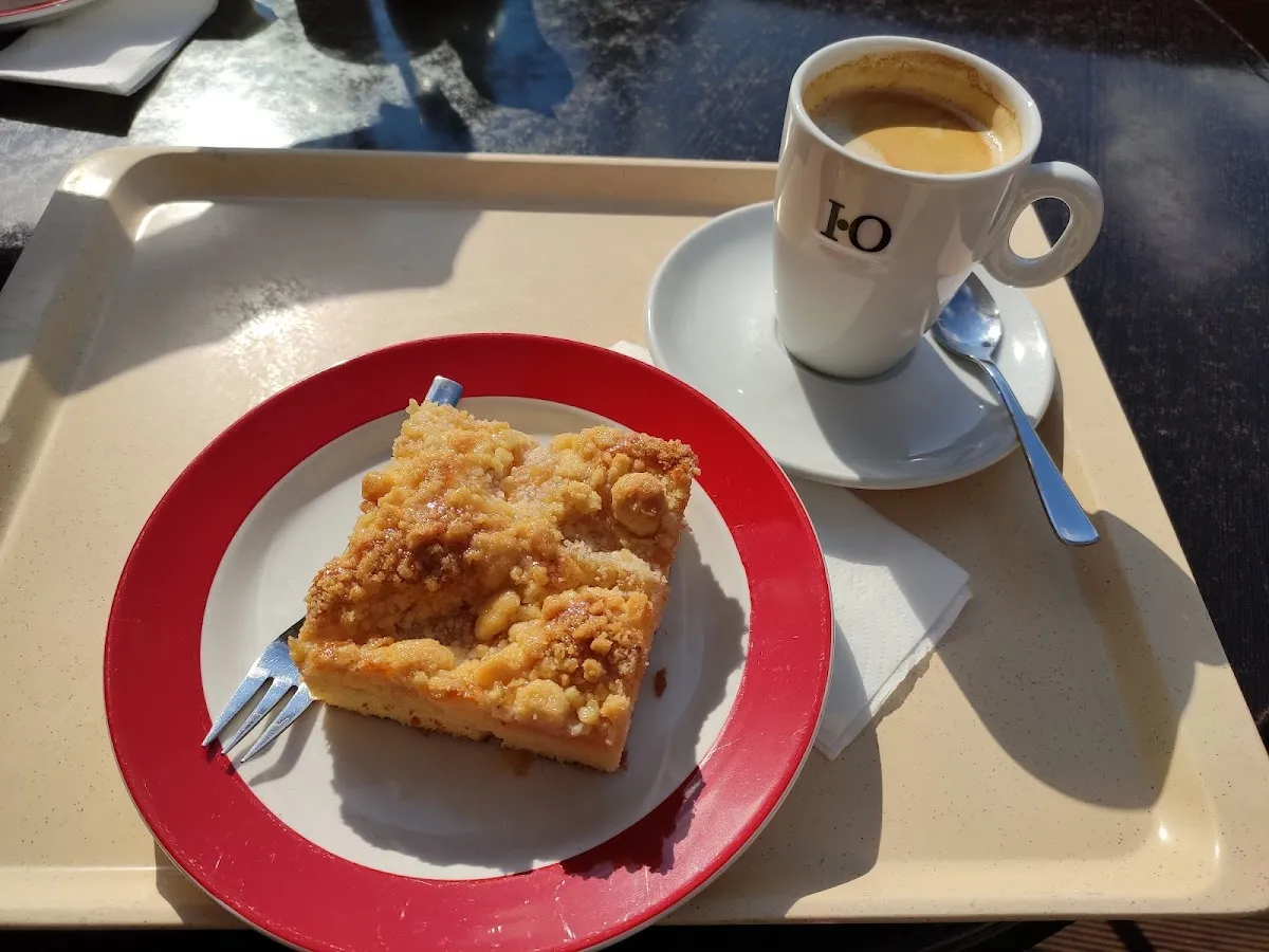 BookNoFees: Restoran – Bäckerei Humpert – Wickede – Bäckerei Humpert, foto 1