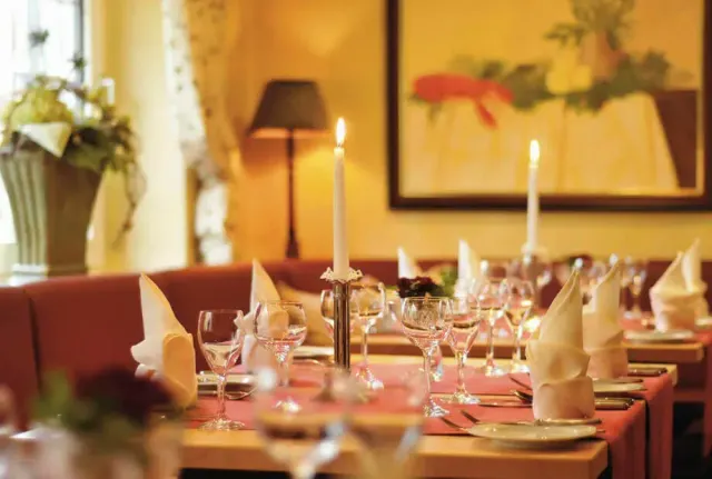 BookNoFees: Restoran – Hotel Haus Hochstein – Eslohe-Wenholthausen – Hotel Haus Hochstein, foto 2