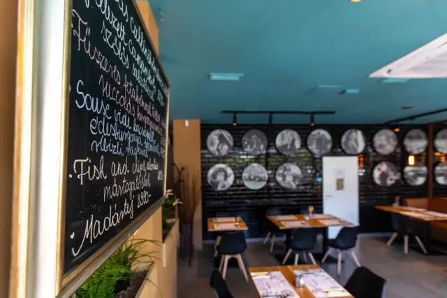BookNoFees: Restoran – Allegretto Étterem – Budapest – Allegretto Étterem, foto 3