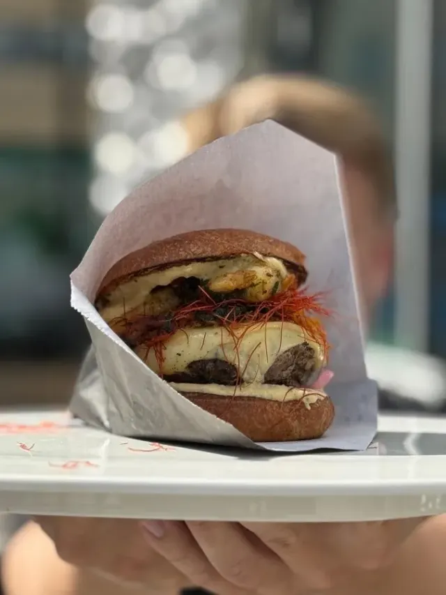 BookNoFees: Restoran – Burgers & Wine – Helsinki – Burgers & Wine, foto 3