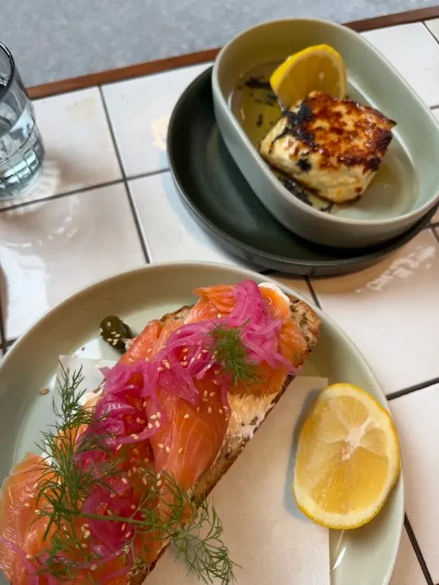 BookNoFees: Kafe – Beard Park Cafe – Helsinki – Beard Park Cafe, foto 2
