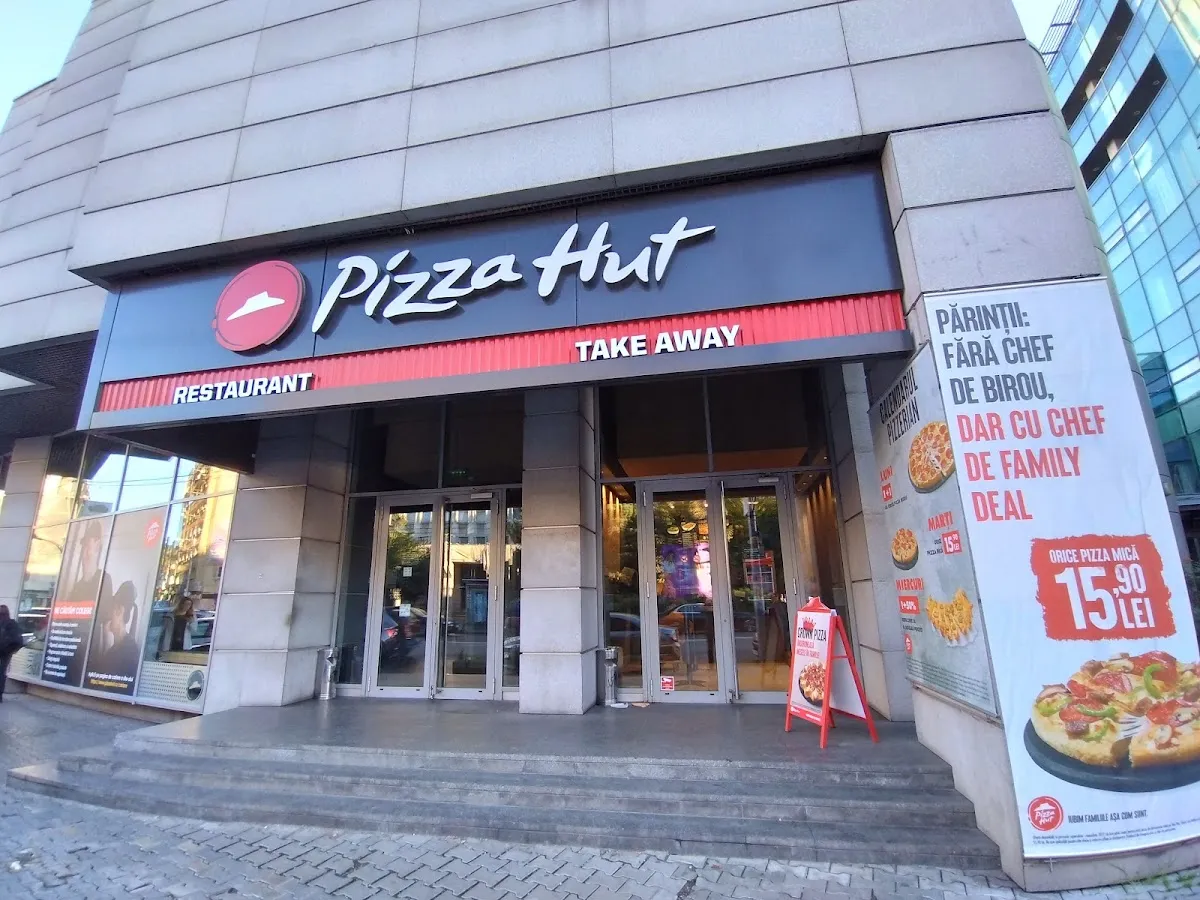 BookNoFees: Restoran – Pizza Hut – Bucharest – Pizza Hut, foto 1