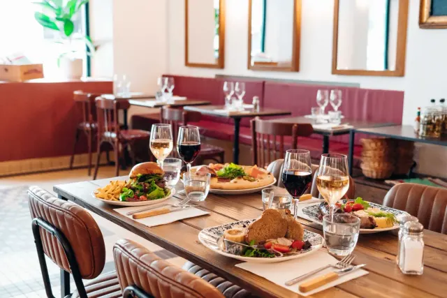 BookNoFees: Restoran – Botza – Paris – Botza, foto 3