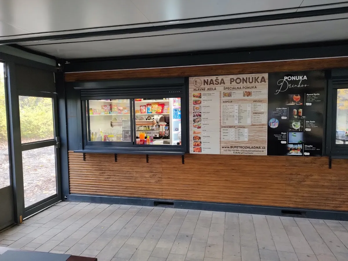 BookNoFees: Kedai snek – Bufet pri rozhľadni Bratislava – Bratislava – Bufet di Menara Tinjau Bratislava, foto 1
