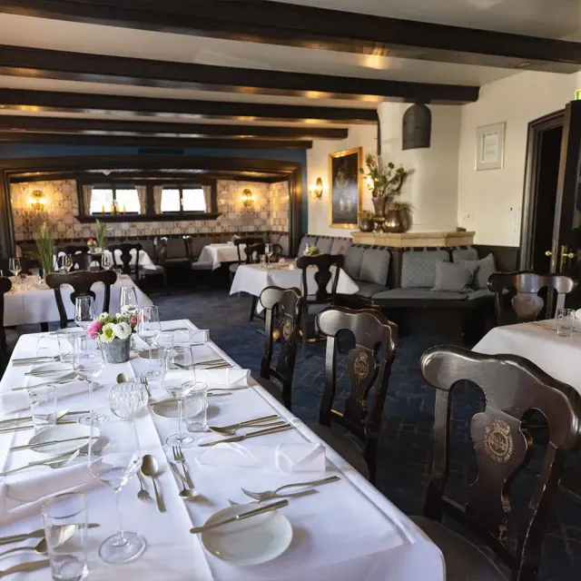BookNoFees: Restoran – Warsteiner Brauhaus Domschänke – Warstein – Warsteiner Brauhaus Domschänke, foto 3