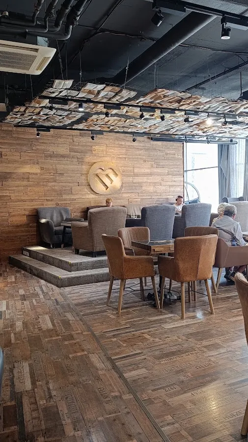 BookNoFees: Kafe – Foxford – Bratislava – Foxford, foto 2