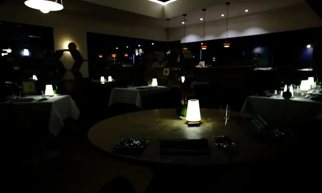 BookNoFees: Restoran – Erh - Ryuichi Utsumi – Paris – Erh - Ryuichi Utsumi, foto 3