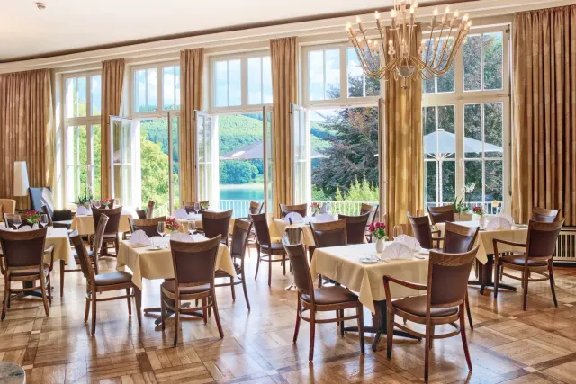 BookNoFees: Restoran – Welcome Hotel Meschede/Hennesee – Meschede – Welcome Hotel Meschede/Hennesee, foto 2