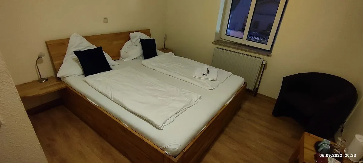 BookNoFees: Restoran – Hotel-Restaurant Zum Alten Bahnhof – Kierspe – Hotel-Restaurant Zum Alten Bahnhof, foto 1