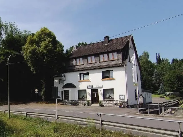 BookNoFees: Restoran – Landgasthof Zum Lindenbaum – Finnentrop – Landgasthof Zum Lindenbaum, foto 1