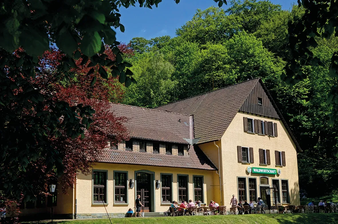 BookNoFees: Restoran – Waldwirtschaft im Bilsteintal – Warstein – Perhutanan di Bilsteintal, foto 1