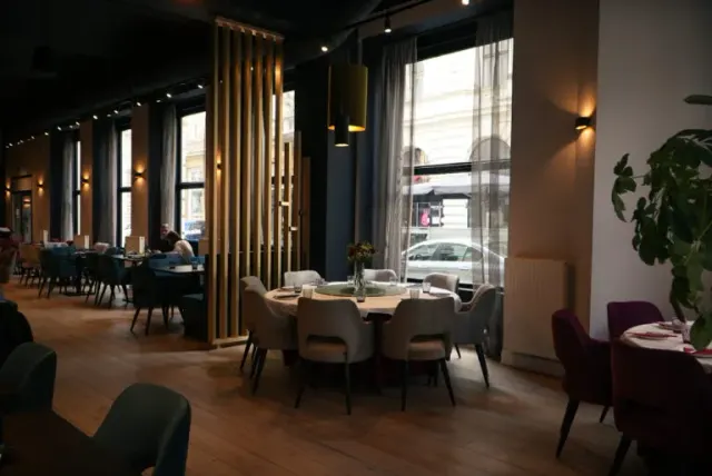 BookNoFees: Restoran – Chuan – Vienna – Chuan, foto 2