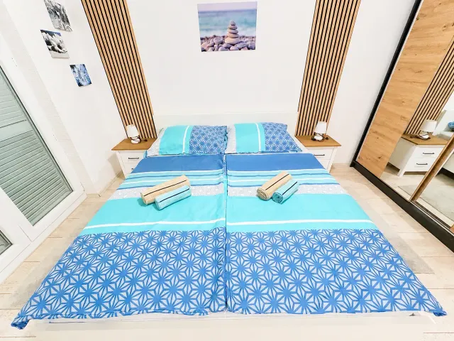BookNoFees: Apartmen Tenang dan Bergaya dengan Balkoni – Rab