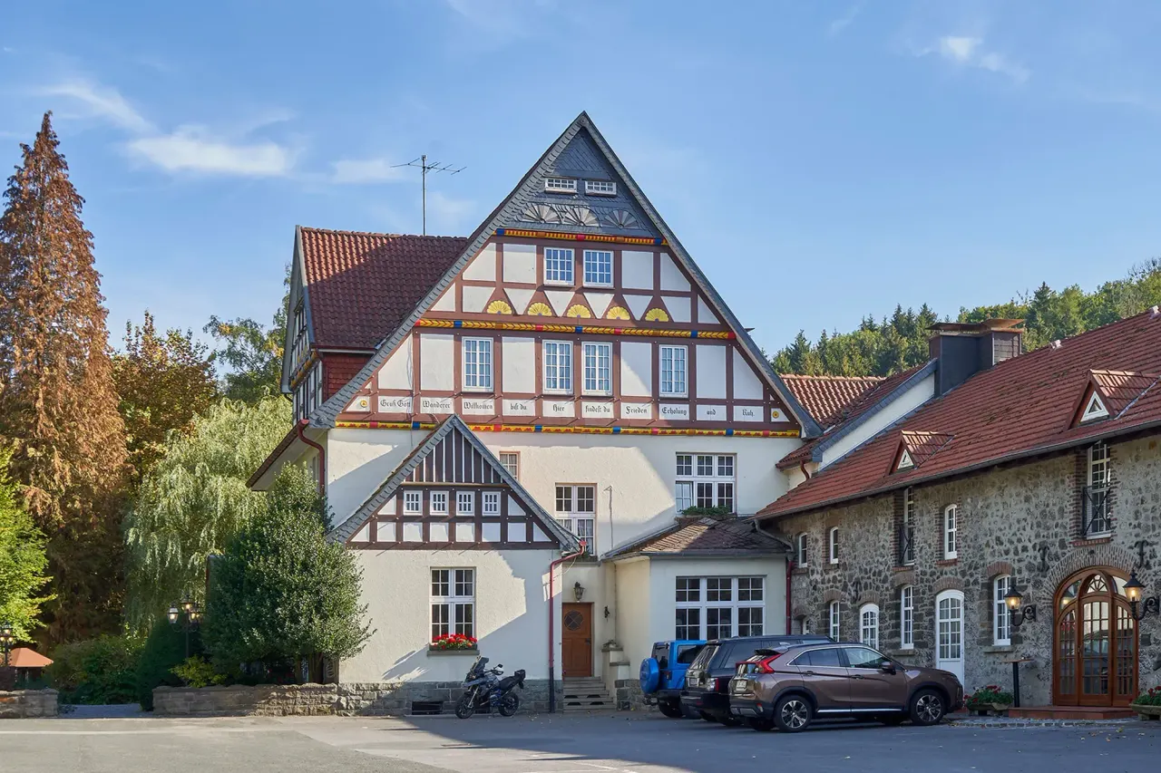 BookNoFees: Restoran – Hotel-Restaurant Haus Recke – Balve-Volkringhausen – Hotel-Restaurant Haus Recke, foto 1