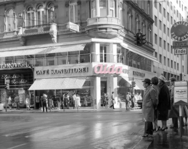 BookNoFees: Kafe – Aida – Vienna – Aida, foto 2