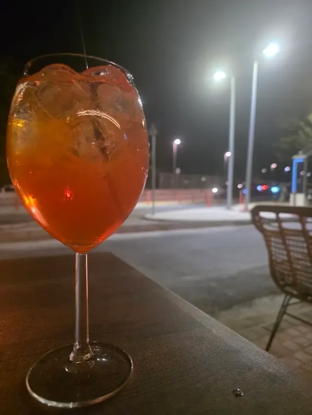 BookNoFees: Restoran – Afuera – Athens – Di luar, foto 2