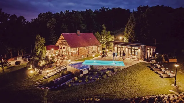 BookNoFees: homestay di Sveti Ivan Zelina – Five Senses House