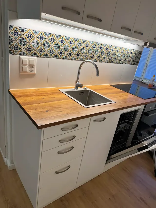 BookNoFees: Apartmen Satu Bilik Tidur yang Tenang dengan Dapur Lengkap – Horn