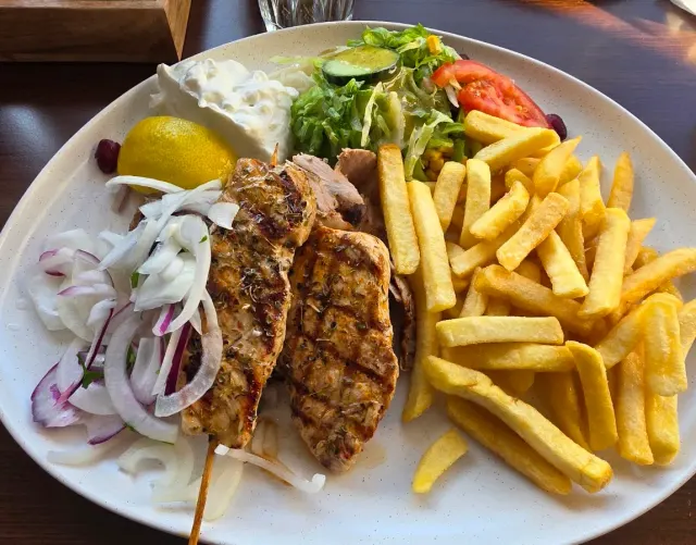 BookNoFees: Restoran – Akropolis Grill – Bochum – Akropolis Grill, foto 3